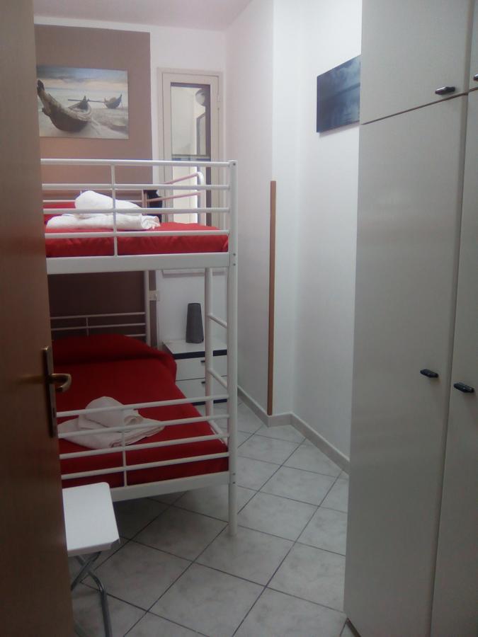 Perla Del Mare Affittacamere Campofelice Di Roccella Εξωτερικό φωτογραφία